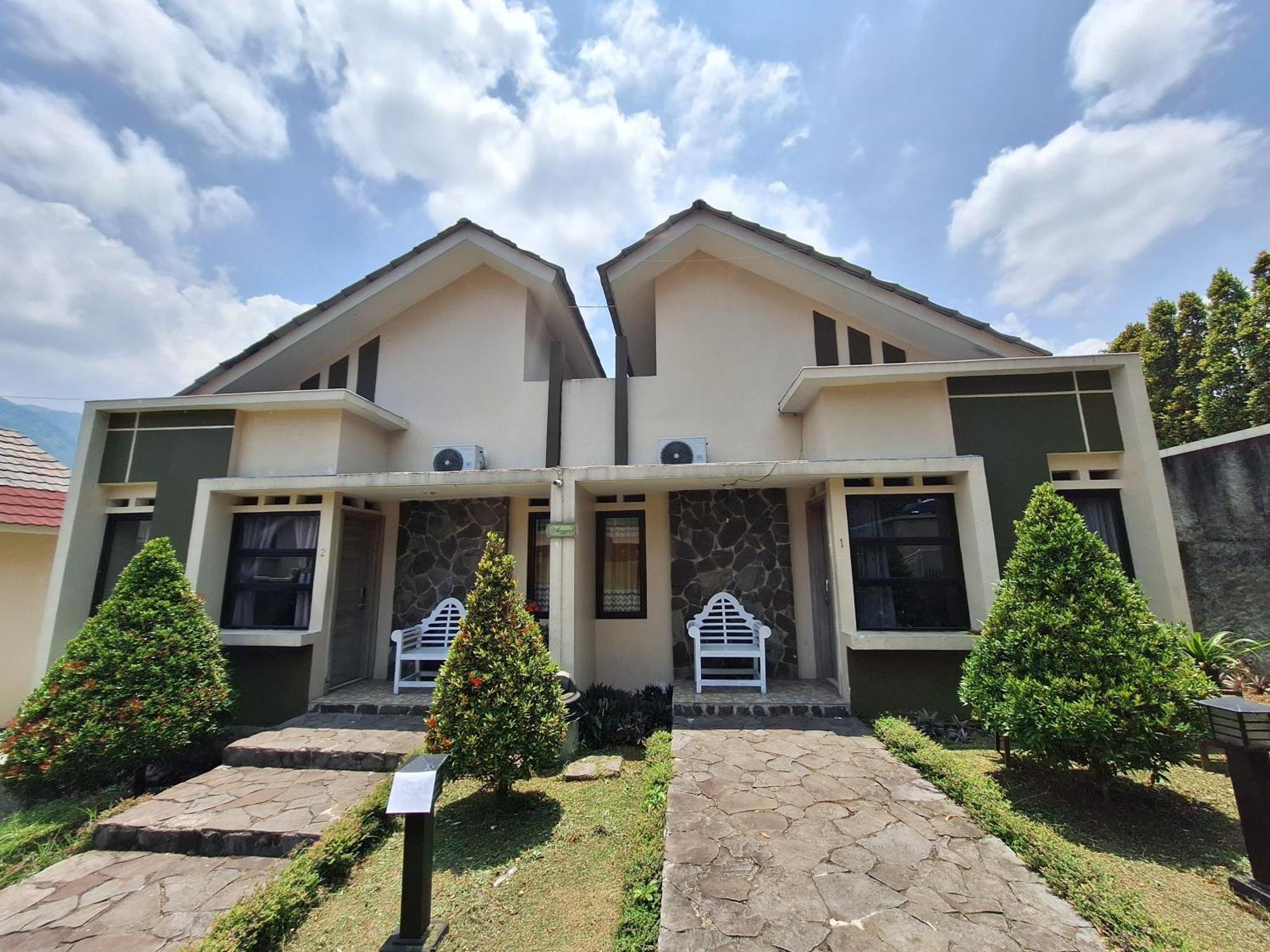 Urbanview Hotel Inkoppabri Cisarua Puncak Εξωτερικό φωτογραφία