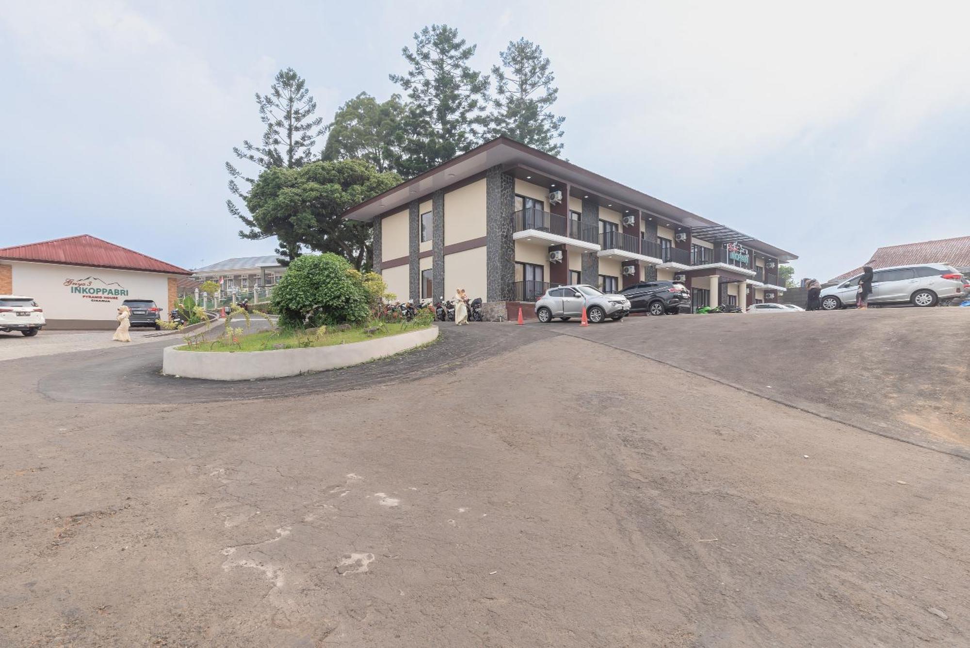 Urbanview Hotel Inkoppabri Cisarua Puncak Εξωτερικό φωτογραφία