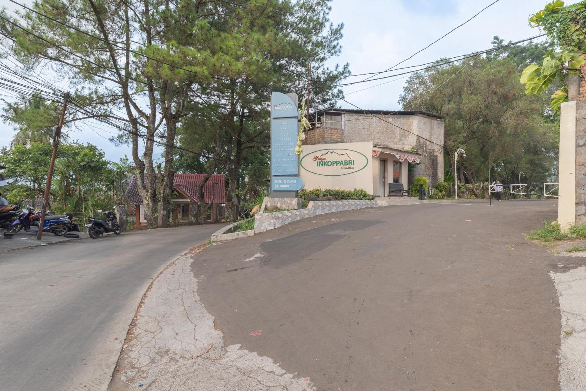 Urbanview Hotel Inkoppabri Cisarua Puncak Εξωτερικό φωτογραφία